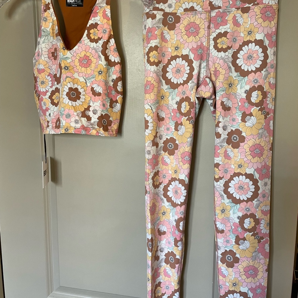 Beach Riot x Anthropologie workout set